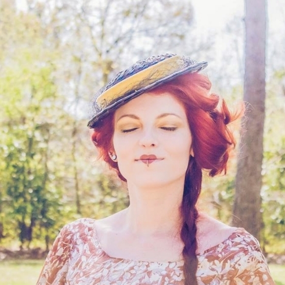 Vintage Kurt Richard New York Straw Boater Hat - Navy Hat with Yellow Ribbon - Picture 5 of 5